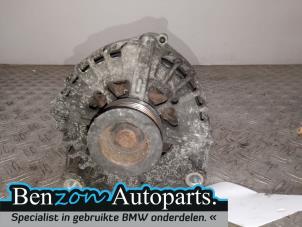 Gebruikte Dynamo BMW 3 serie (F30) 330d 3.0 24V Prijs op aanvraag aangeboden door Benzon Autodemontage