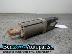 Gebruikte Stuurbekrachtiging Elektrisch BMW 1 serie (F21) 118d 2.0 16V Prijs op aanvraag aangeboden door Benzon Autodemontage