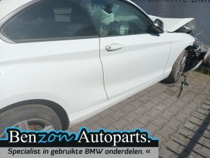 Gebruikte Zijskirt rechts BMW 2 serie (F22) 218i 1.5 TwinPower Turbo 12V Prijs € 60,50 Inclusief btw aangeboden door Benzon Autodemontage