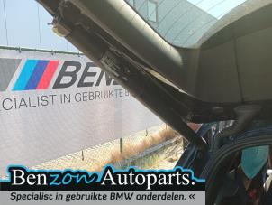 Gebruikte Gasveer links-achter BMW X5 (F15) xDrive 35i 3.0 Prijs € 151,25 Inclusief btw aangeboden door Benzon Autodemontage