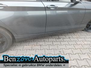 Gebruikte Zijskirt rechts BMW 1 serie (F20) 116d 1.6 16V Efficient Dynamics Prijs € 60,50 Inclusief btw aangeboden door Benzon Autodemontage