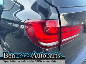 Gebruikte Achterlicht links BMW X5 (F15) M50d 3.0 24V Prijs € 211,75 Inclusief btw aangeboden door Benzon Autodemontage