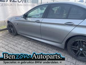 Gebruikte Zijskirt links BMW 5 serie (F10) 525d 24V Prijs € 151,25 Inclusief btw aangeboden door Benzon Autodemontage