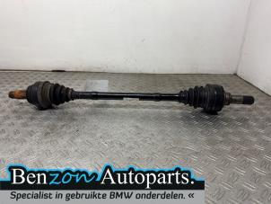 Gebruikte Aandrijfas rechts-achter BMW X3 (F25) Prijs € 60,50 Inclusief btw aangeboden door Benzon Autodemontage
