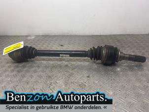 Gebruikte Aandrijfas rechts-achter BMW M5 (F10) 4.4 V8 32V TwinPower Turbo Prijs € 484,00 Inclusief btw aangeboden door Benzon Autodemontage