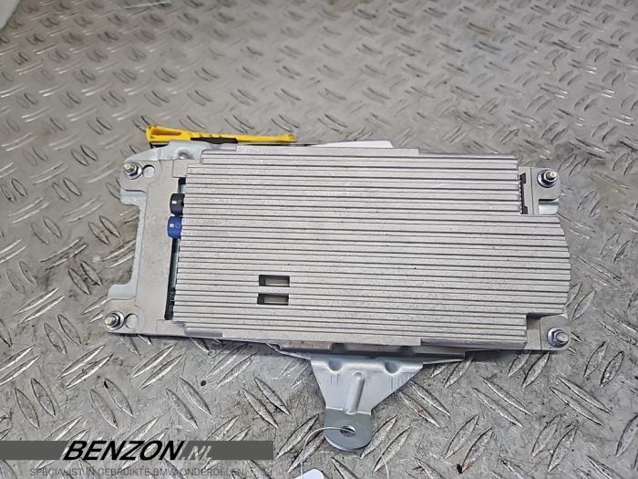Gebruikte Bluetooth module BMW 5 serie Touring (F11) 520d 16V Prijs op aanvraag aangeboden door Benzon Autodemontage