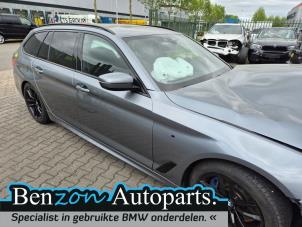 Gebruikte Stijl rechts-voor BMW 5 serie Touring (G31) 530i 2.0 TwinPower Turbo 16V Prijs op aanvraag aangeboden door Benzon Autodemontage