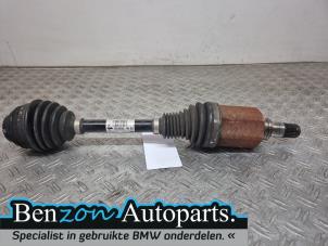 Gebruikte Steekas links-voor BMW 3 serie Touring (F31) 320d xDrive 2.0 16V Prijs € 250,00 Margeregeling aangeboden door Benzon Autodemontage