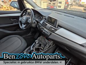Gebruikte Navigatie Set BMW 2 serie Active Tourer (F45) 216d 1.5 TwinPower Turbo 12V Prijs € 350,00 Margeregeling aangeboden door Benzon Autodemontage