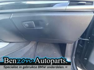 Gebruikte Dashboardkastje BMW X5 (F15) xDrive 40e 2.0 Prijs € 50,00 Margeregeling aangeboden door Benzon Autodemontage