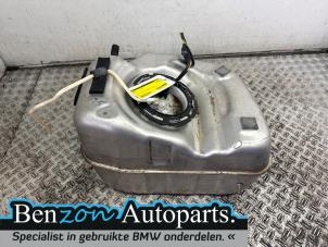 Gebruikte Brandstoftank BMW X1 (F48) xDrive 25e 1.5 12V TwinPower Turbo Prijs € 190,00 Margeregeling aangeboden door Benzon Autodemontage