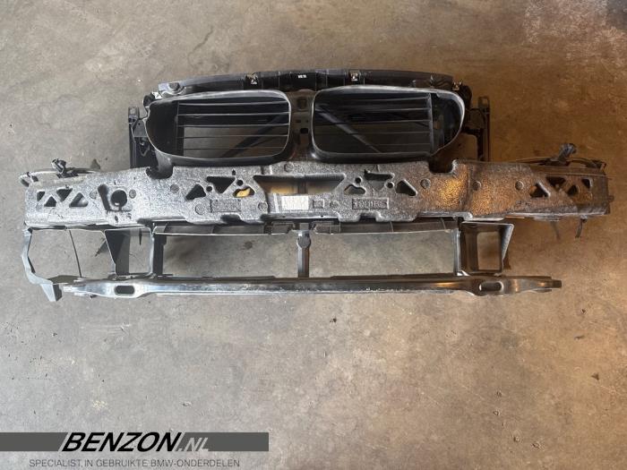 Gebruikte Voorfront BMW 5 serie Touring (F11) 535d xDrive 24V Prijs € 605,00 Inclusief btw aangeboden door Benzon Autodemontage