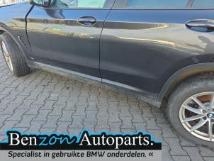 Gebruikte Sideskirt links BMW X3 (G01) sDrive 18d 2.0 TwinPower Turbo 16V Prijs € 125,00 Margeregeling aangeboden door Benzon Autodemontage