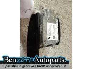 Gebruikte Dode hoek sensor BMW 5 serie Touring (F11) M550d xDrive 24V Prijs € 50,00 Margeregeling aangeboden door Benzon Autodemontage