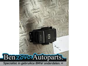 Gebruikte Schakelaar handrem BMW X5 (F15) Prijs op aanvraag aangeboden door Benzon Autodemontage