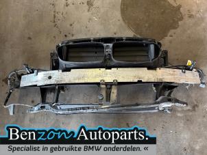 Gebruikte Frontpaneel BMW 5 serie Touring (F11) M550d xDrive 24V Prijs € 400,00 Margeregeling aangeboden door Benzon Autodemontage