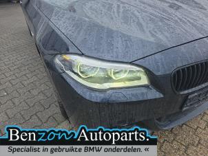 Gebruikte Rechter Koplamp BMW 5 serie Touring (F11) M550d xDrive 24V Prijs € 1.250,00 Margeregeling aangeboden door Benzon Autodemontage