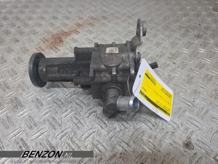 Gebruikte Pomp Servo BMW 5 serie Touring (F11) M550d xDrive 24V Prijs € 200,00 Margeregeling aangeboden door Benzon Autodemontage