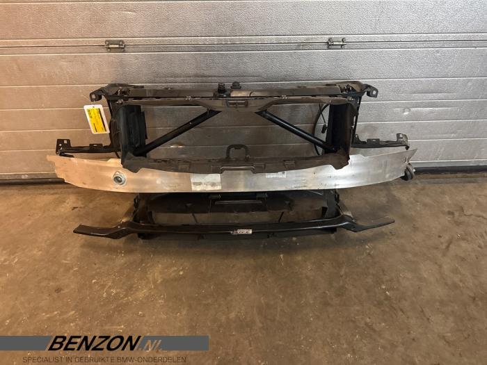 Gebruikte Frontpaneel BMW 3 serie (F30) Prijs € 400,00 Margeregeling aangeboden door Benzon Autodemontage