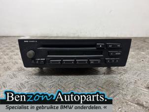 Gebruikte CD Speler BMW 1 serie (E87/87N) 118i 16V Prijs € 50,00 Margeregeling aangeboden door Benzon Autodemontage