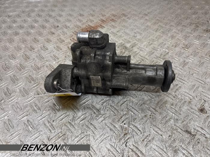 Gebruikte Servopomp BMW 5 serie Gran Turismo (F07) 530d 24V Prijs € 250,00 Margeregeling aangeboden door Benzon Autodemontage
