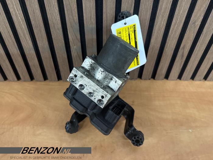 Gebruikte ABS Pomp BMW X5M (F85) 4.4i V8 Turbo 32V Prijs € 200,00 Margeregeling aangeboden door Benzon Autodemontage