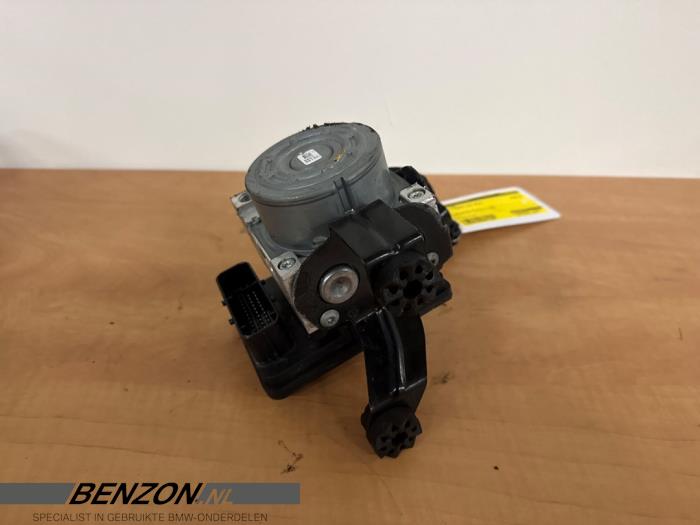Gebruikte ABS Pomp BMW 1 serie (F20) 116d 1.6 16V Efficient Dynamics Prijs € 100,00 Margeregeling aangeboden door Benzon Autodemontage