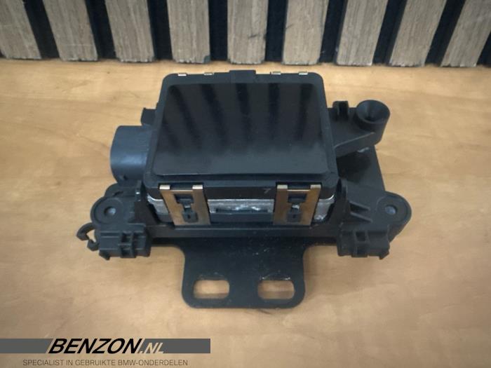 Gebruikte Radar sensor BMW 3 serie (G20) 318i 2.0 TwinPower Turbo 16V Prijs € 249,99 Margeregeling aangeboden door Benzon Autodemontage