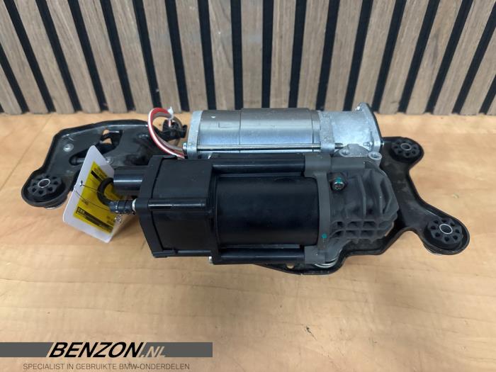 Gebruikte Compressor BMW X5 (F15) xDrive 40e 2.0 Prijs € 439,99 Margeregeling aangeboden door Benzon Autodemontage