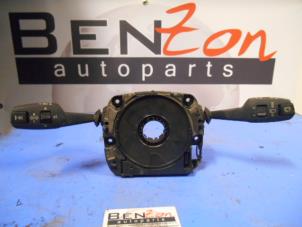 Gebruikte Licht + Raw Schakelaar BMW 1-Serie Prijs op aanvraag aangeboden door Benzon Autodemontage