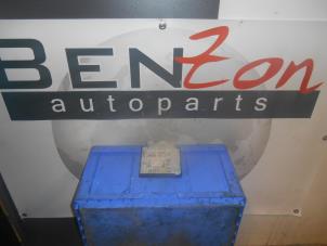 Gebruikte Zekeringkast Renault Master Prijs op aanvraag aangeboden door Benzon Autodemontage