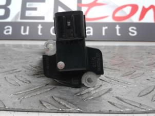 Gebruikte Luchtmassameter Opel Antara Prijs op aanvraag aangeboden door Benzon Autodemontage