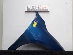 Gebruikte Spatbord rechts-voor Renault Megane Prijs op aanvraag aangeboden door Benzon Autodemontage