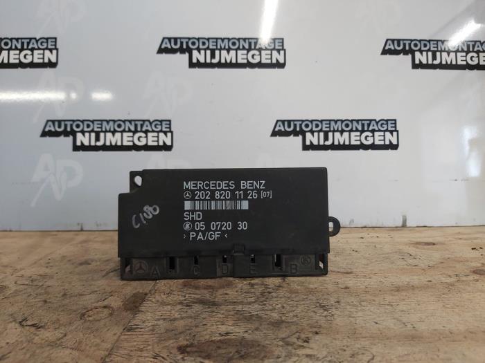 Gebruikte Sam module Mercedes C (W202) 1.8 C-180 16V Prijs op aanvraag aangeboden door Autodemontage Nijmegen