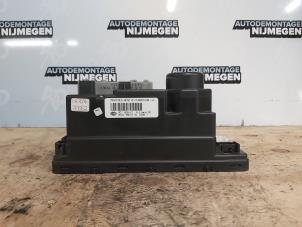 Gebruikte Deurvergrendeling Vacuumpomp Elektrisch Mercedes E (W210) 2.0 E-200 16V Prijs op aanvraag aangeboden door Autodemontage Nijmegen