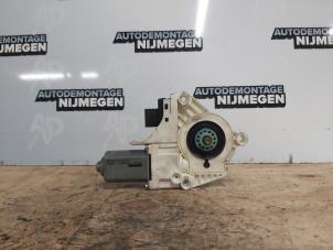 Gebruikte Motor electrisch raam Audi A6 Avant (C6) 2.0 TDI 16V Prijs op aanvraag aangeboden door Autodemontage Nijmegen