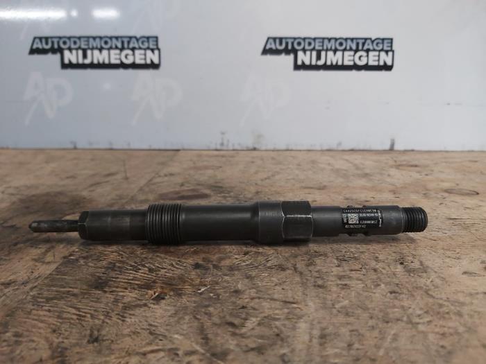 Gebruikte Verstuiver (diesel) Ford Mondeo III 2.0 TDCi 115 16V Prijs op aanvraag aangeboden door Autodemontage Nijmegen