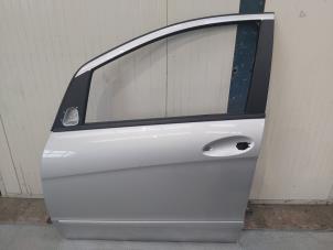 Gebruikte Deur 4Deurs links-voor Mercedes A (W169) Prijs op aanvraag aangeboden door Autodemontage Nijmegen