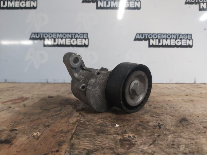 Gebruikte Spanner multiriem Volkswagen Polo V (6R) 1.4 TDI DPF BlueMotion technology Prijs op aanvraag aangeboden door Autodemontage Nijmegen