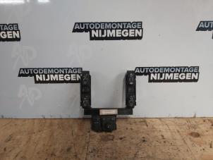 Gebruikte Combischakelaar ramen Mercedes C (W202) 1.8 C-180 16V Prijs op aanvraag aangeboden door Autodemontage Nijmegen