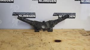 Gebruikte Licht + Raw Schakelaar Hyundai i20 1.2i 16V Prijs op aanvraag aangeboden door Autodemontage Nijmegen