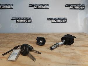 Gebruikte Kontaktslot + Sleutel BMW Mini One/Cooper (R50) 1.6 16V Cooper Prijs op aanvraag aangeboden door Autodemontage Nijmegen
