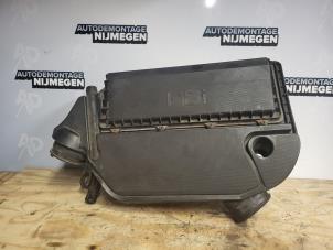 Gebruikte Luchtfilterhuis Fiat Fiorino (225) 1.3 D 16V Multijet Prijs op aanvraag aangeboden door Autodemontage Nijmegen