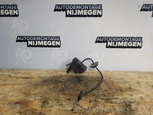 Gebruikte Tankklep Vergrendelingsmotor Volkswagen Polo V (6R) 1.2 12V Prijs op aanvraag aangeboden door Autodemontage Nijmegen