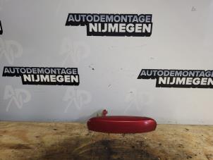 Gebruikte Deurgreep 4Deurs rechts-voor Mitsubishi Space Star (A0) 1.0 12V Prijs op aanvraag aangeboden door Autodemontage Nijmegen