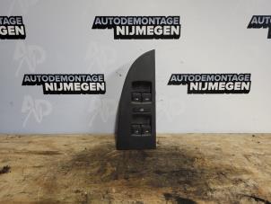 Gebruikte Raam schakelaar elektrisch Seat Leon (1P1) 2.0 TDI 16V Prijs op aanvraag aangeboden door Autodemontage Nijmegen