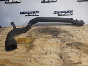Gebruikte Luchtinlaat slang Volkswagen Golf V (1K1) 2.0 GTI 16V FSI Turbo Prijs op aanvraag aangeboden door Autodemontage Nijmegen