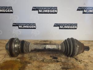 Gebruikte Aandrijfas links-voor Volkswagen Golf V (1K1) 2.0 GTI 16V FSI Turbo Prijs op aanvraag aangeboden door Autodemontage Nijmegen