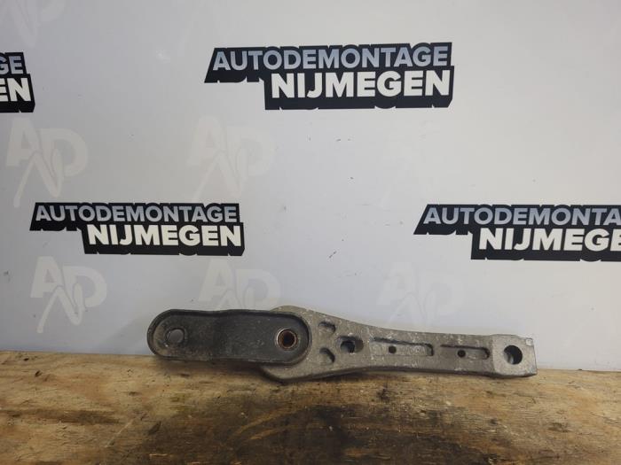 Gebruikte Versnellingsbak Steun Volkswagen Golf V (1K1) 2.0 GTI 16V FSI Turbo Prijs op aanvraag aangeboden door Autodemontage Nijmegen