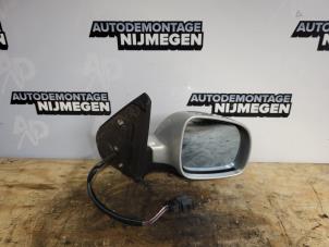 Gebruikte Buitenspiegel rechts Volkswagen Golf IV (1J1) 1.4 16V Prijs op aanvraag aangeboden door Autodemontage Nijmegen
